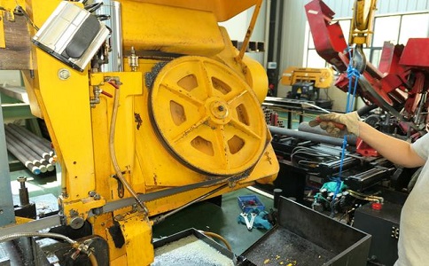 金湾金属带锯床的日常使用和保养注意事项！